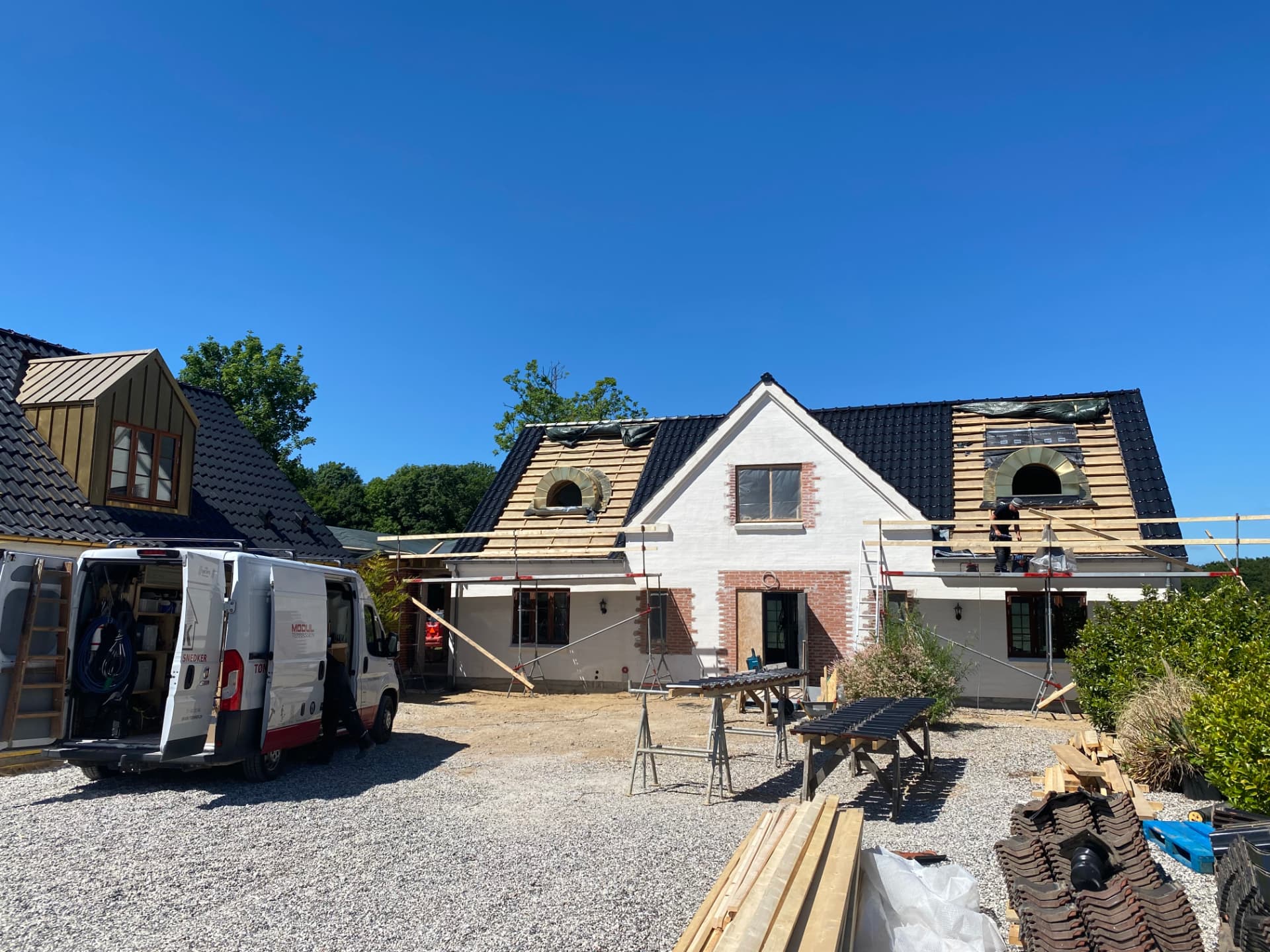 Tagkvist under renovering med nye vinduer